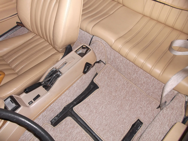 Complete interior carpet kit for Fiat 124 Spider from 1966-1970 (only LHD)